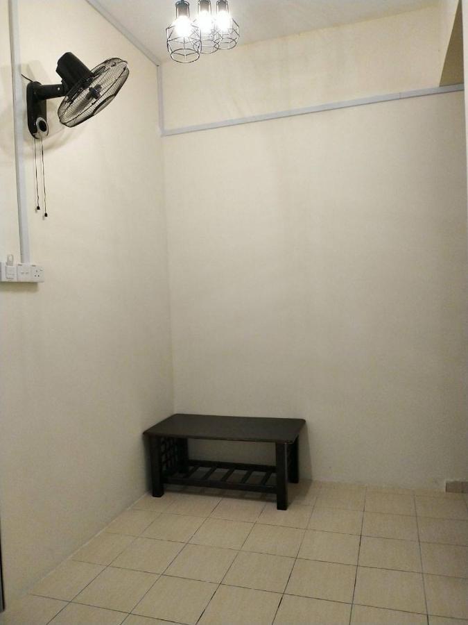 Homestay Kuala Terengganu Near Batu Burok, Hospital Hsnz, Ktcc Mall, Drawbridge C Exteriör bild